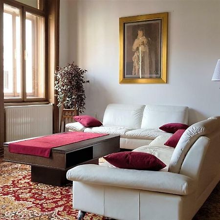 Luxury Apartment In The Heart Of فاغاشدين المظهر الخارجي الصورة