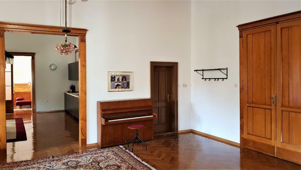 Luxury Apartment In The Heart Of فاغاشدين المظهر الخارجي الصورة